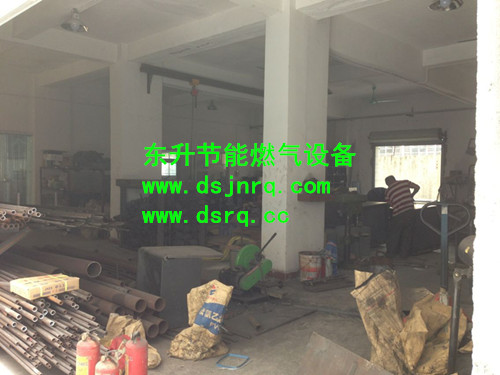 香蕉视频久久廠房一角